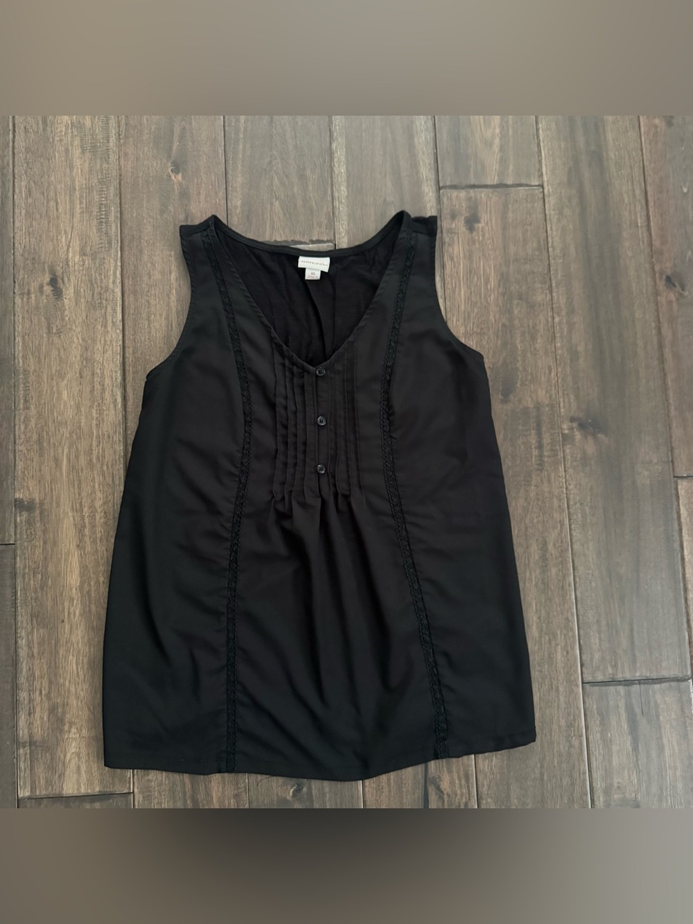 Merona Women's Black Sleeveless Pleated Button-Front Tank Top XS
